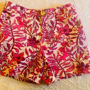 Lilly Pulitzer Gretchen High Rise 5" shorts iElderflower Blossom worn once! Sz 6